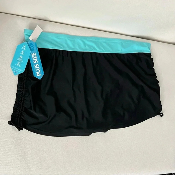 Free Country Side Shirred Swim Skirt Size 2X Black/Blue Built-In Brief - Picture 2 of 12